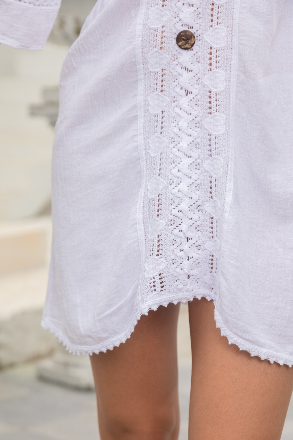 Woman wearing Dress REF WC-405